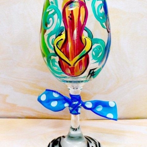 https://artisansshoponline.com/wp-content/uploads/flip-flop-wine-glass-500x500.jpg